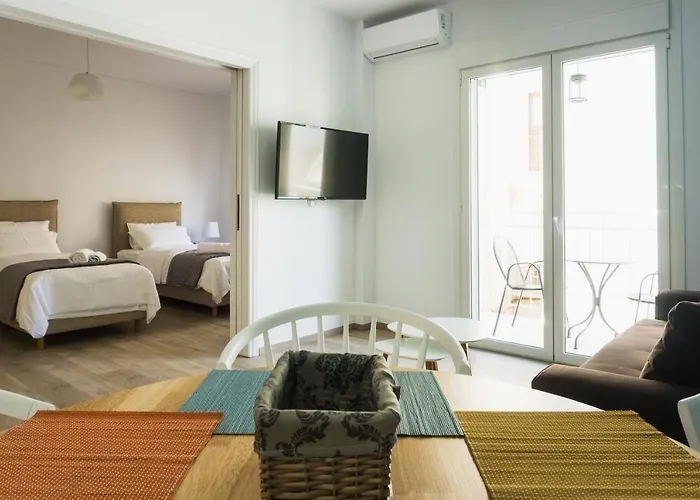 Comfort Zone Apartment In The Heart Of Athens